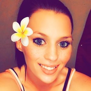 Meet your Posher, Carissa